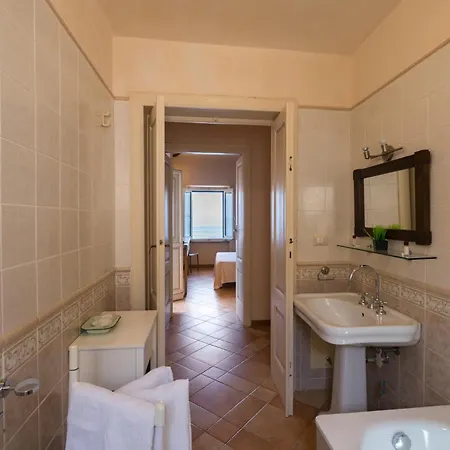 L'attichetto Apartment